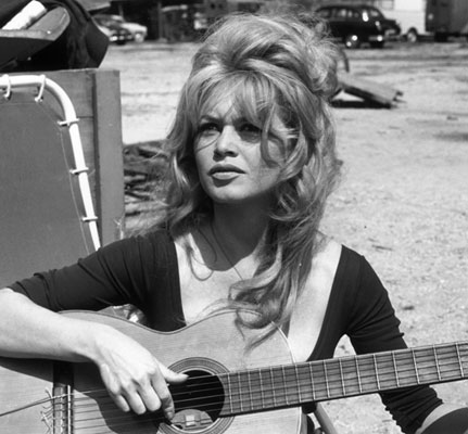 Brigitte Bardot…this french model /actress made the poof sexy and hip back 